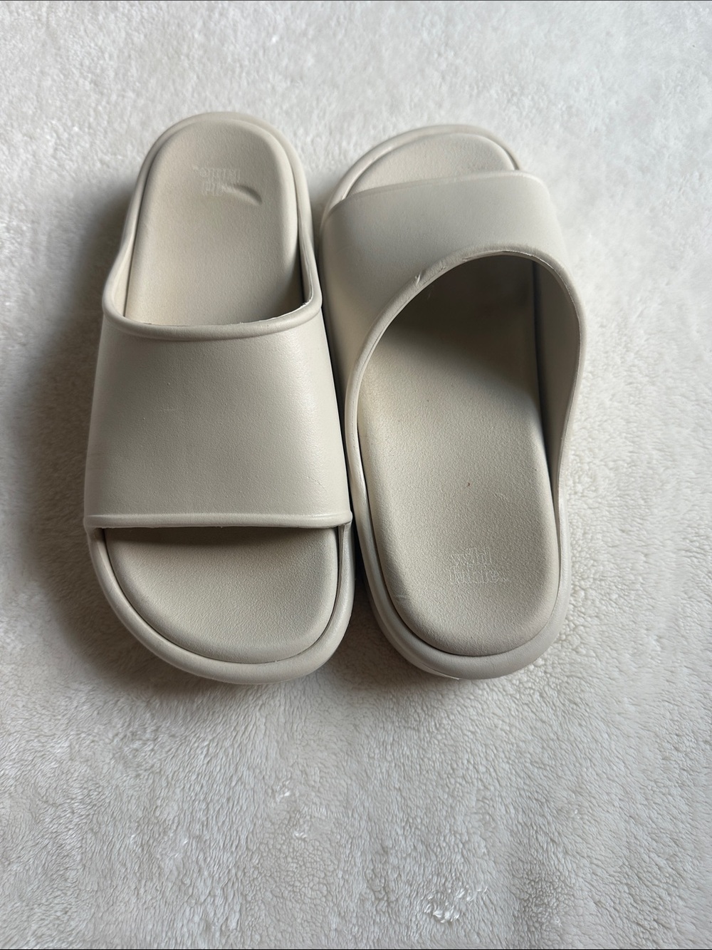 wild fable Cream Slide Sandals - Padded Slip-On Slides